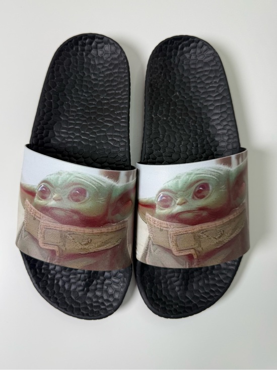 Star Wars Shoes - Star Wars | The Mandalorian Grogu "Baby Yoda" Slide Sandals | Black | Size 8